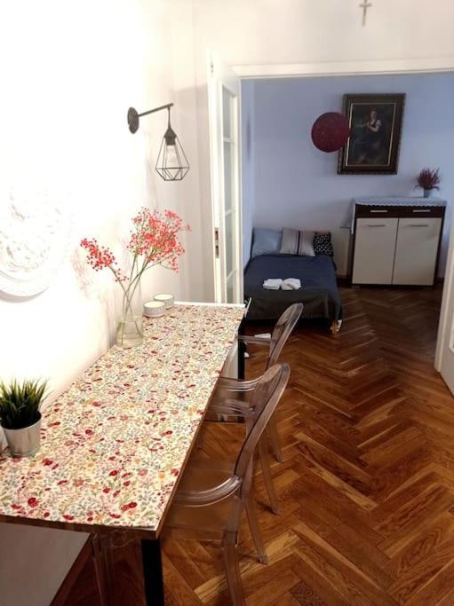 Appartement Old Praga Wi-Fi 300Mb à Varsovie Extérieur photo