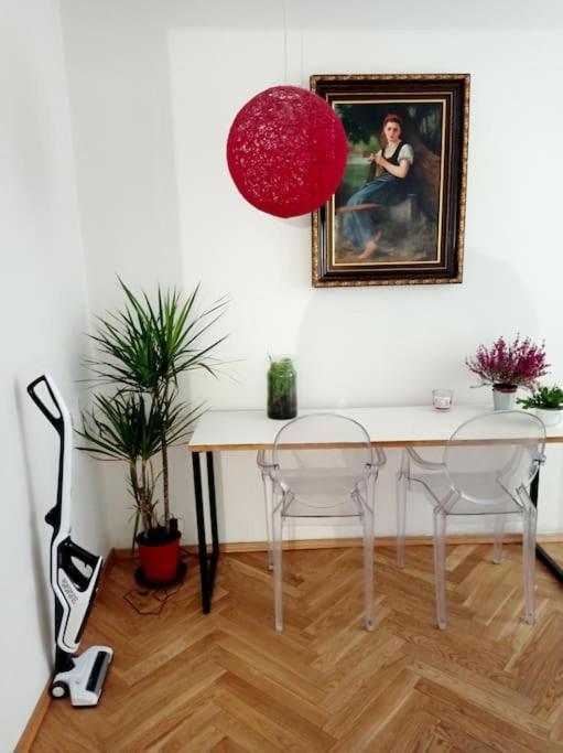 Appartement Old Praga Wi-Fi 300Mb à Varsovie Extérieur photo